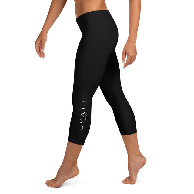 LVALI Capri Leggings